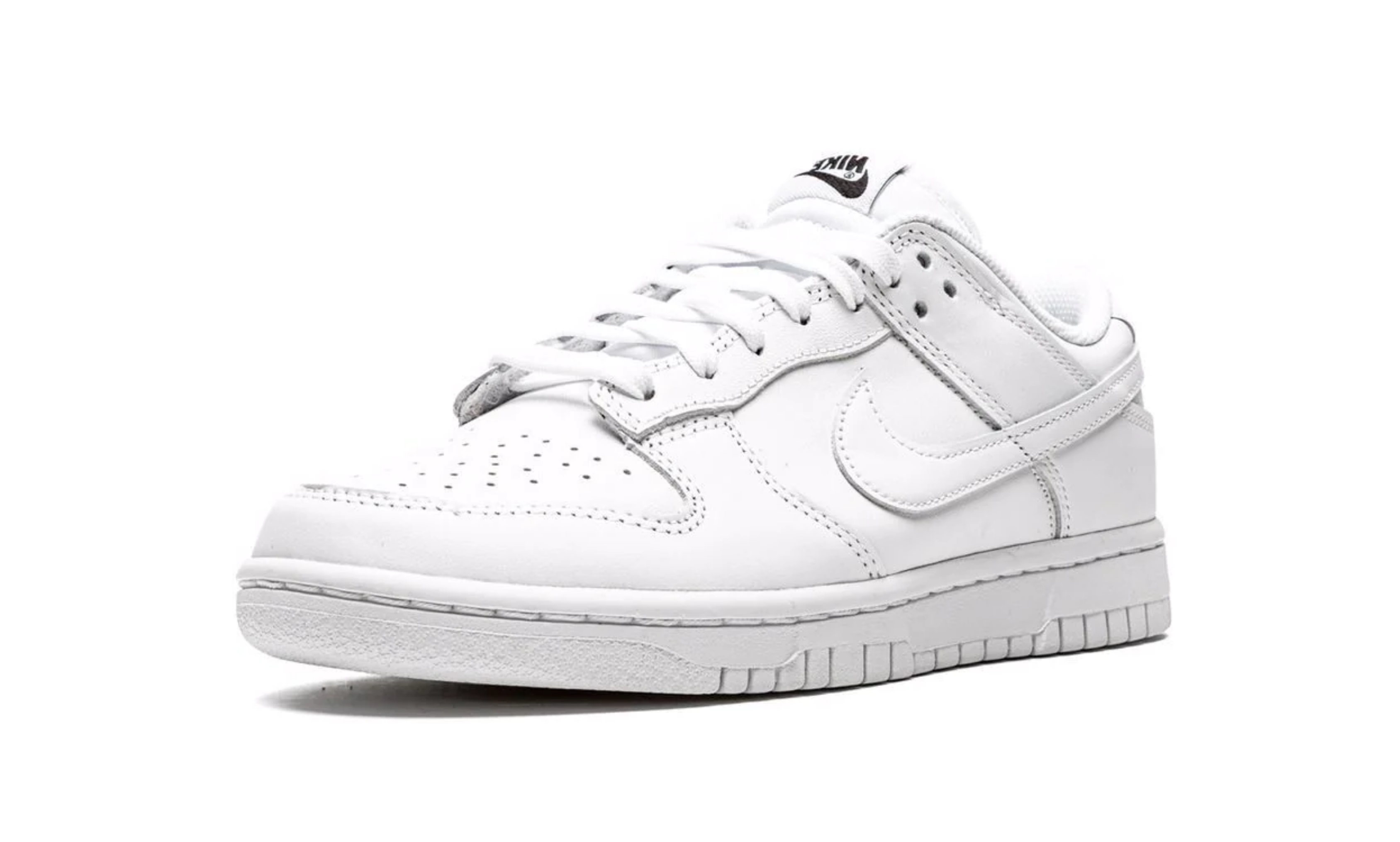 Nike Dunk Low Triple White