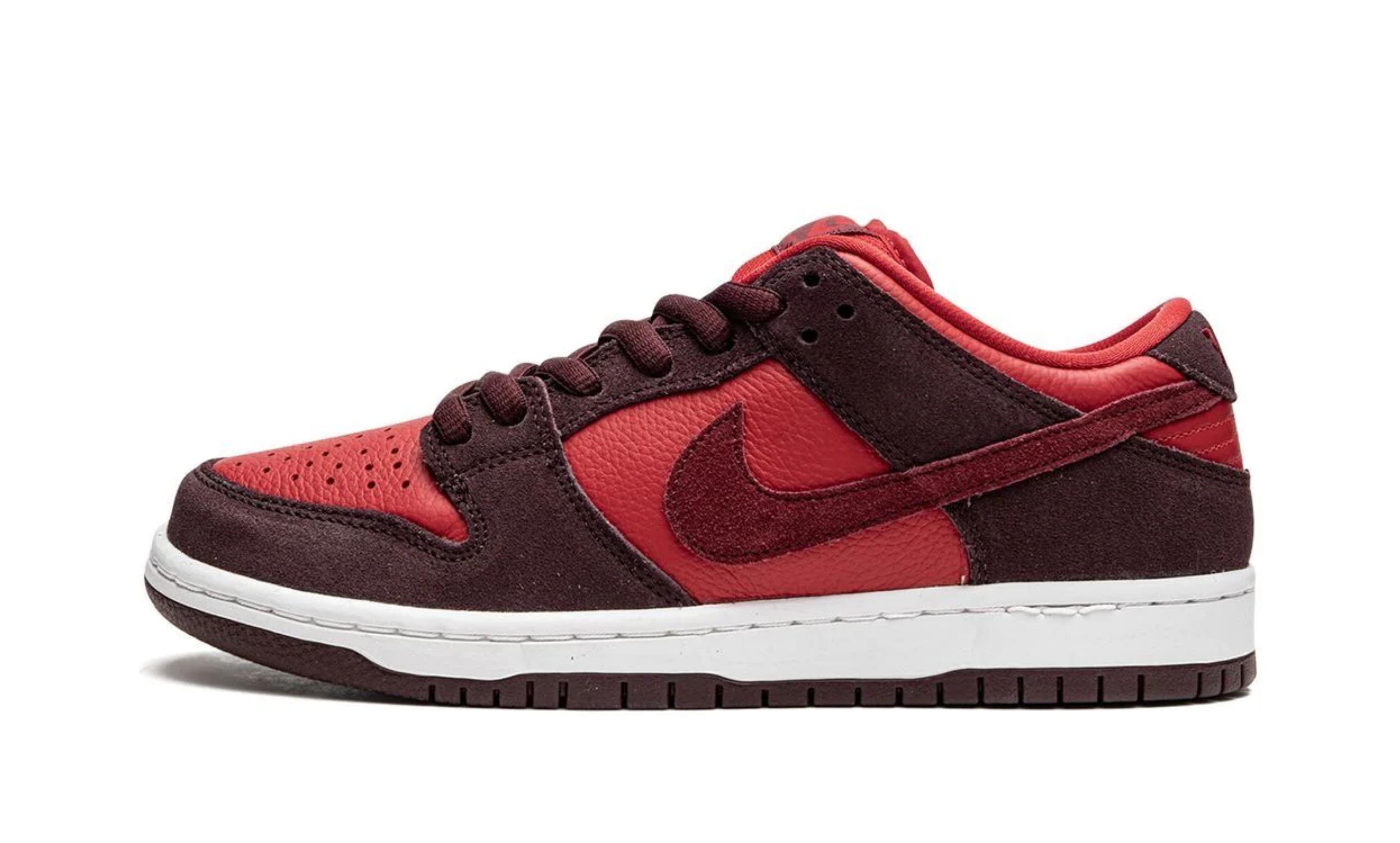 Nike SB Dunk Low Cherry