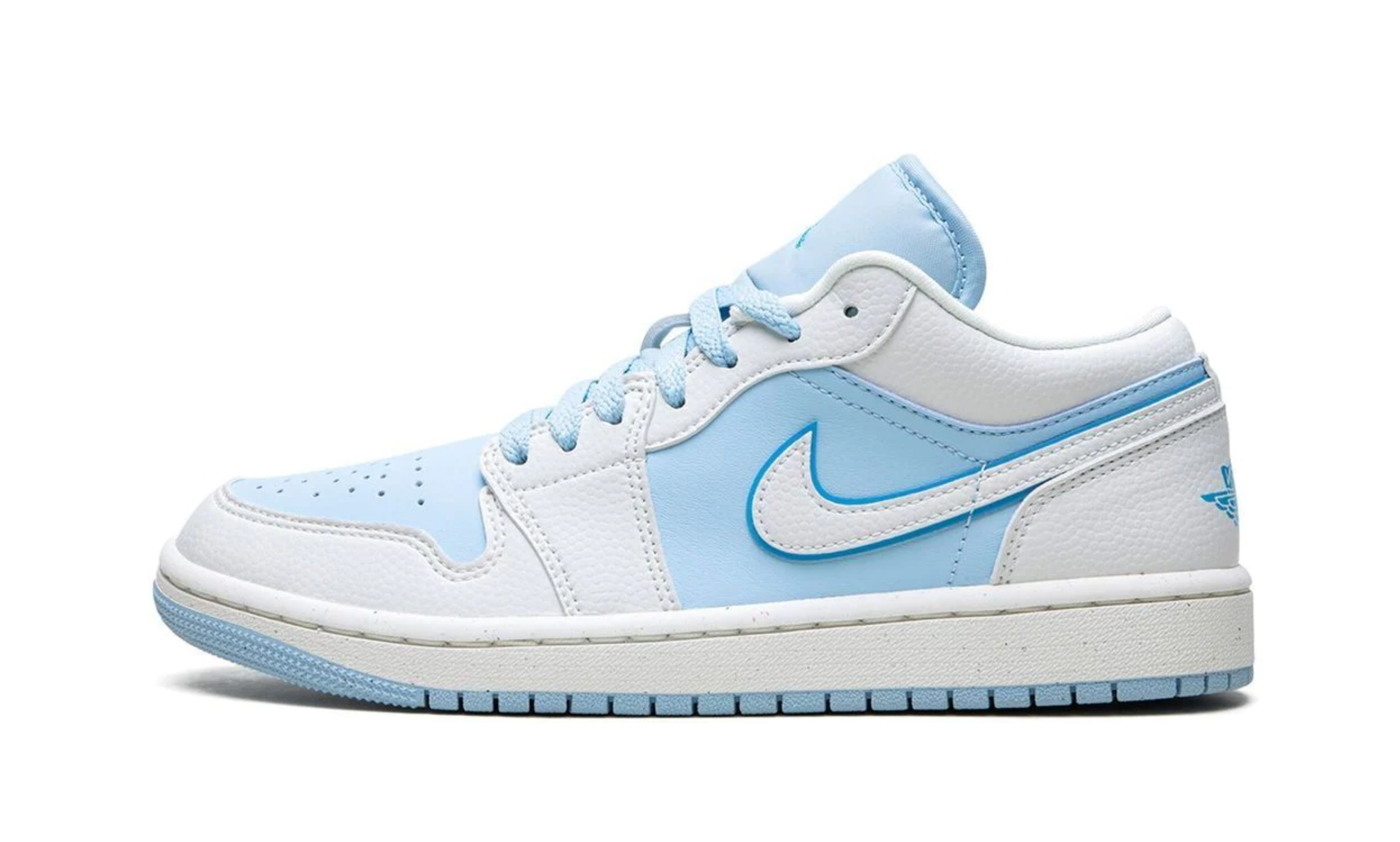 Air Jordan 1 Low SE Reverse Ice Blue