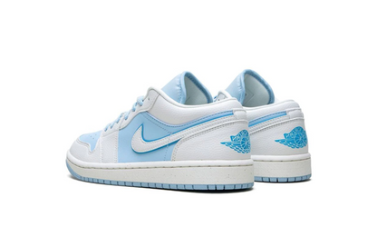 Air Jordan 1 Low SE Reverse Ice Blue