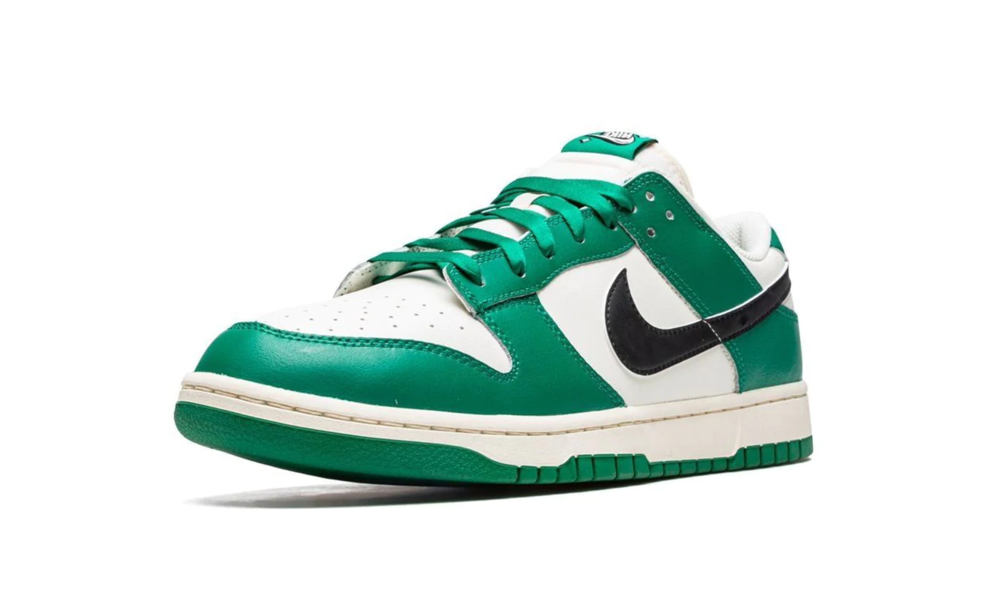 green and white dunks low