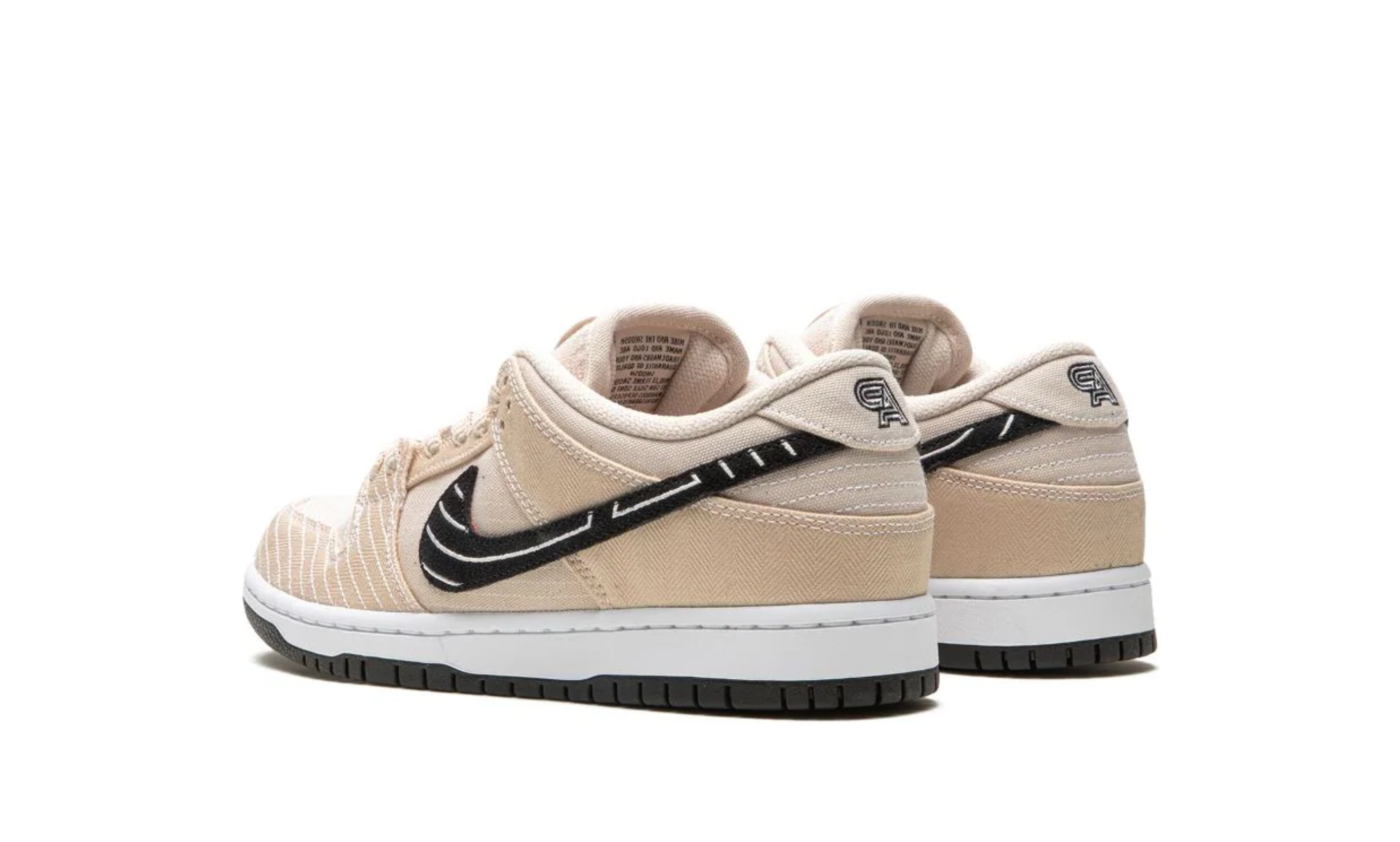 Nike SB Dunk Low x Albino & Preto Fossil