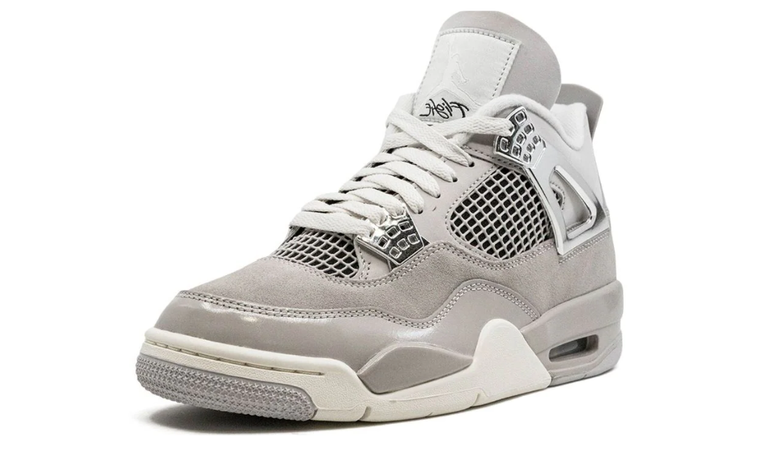 Nike Air Jordan 4 Frozen Moments