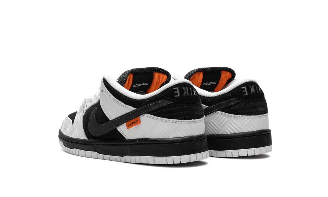 Nike SB Dunk Low Tightbooth