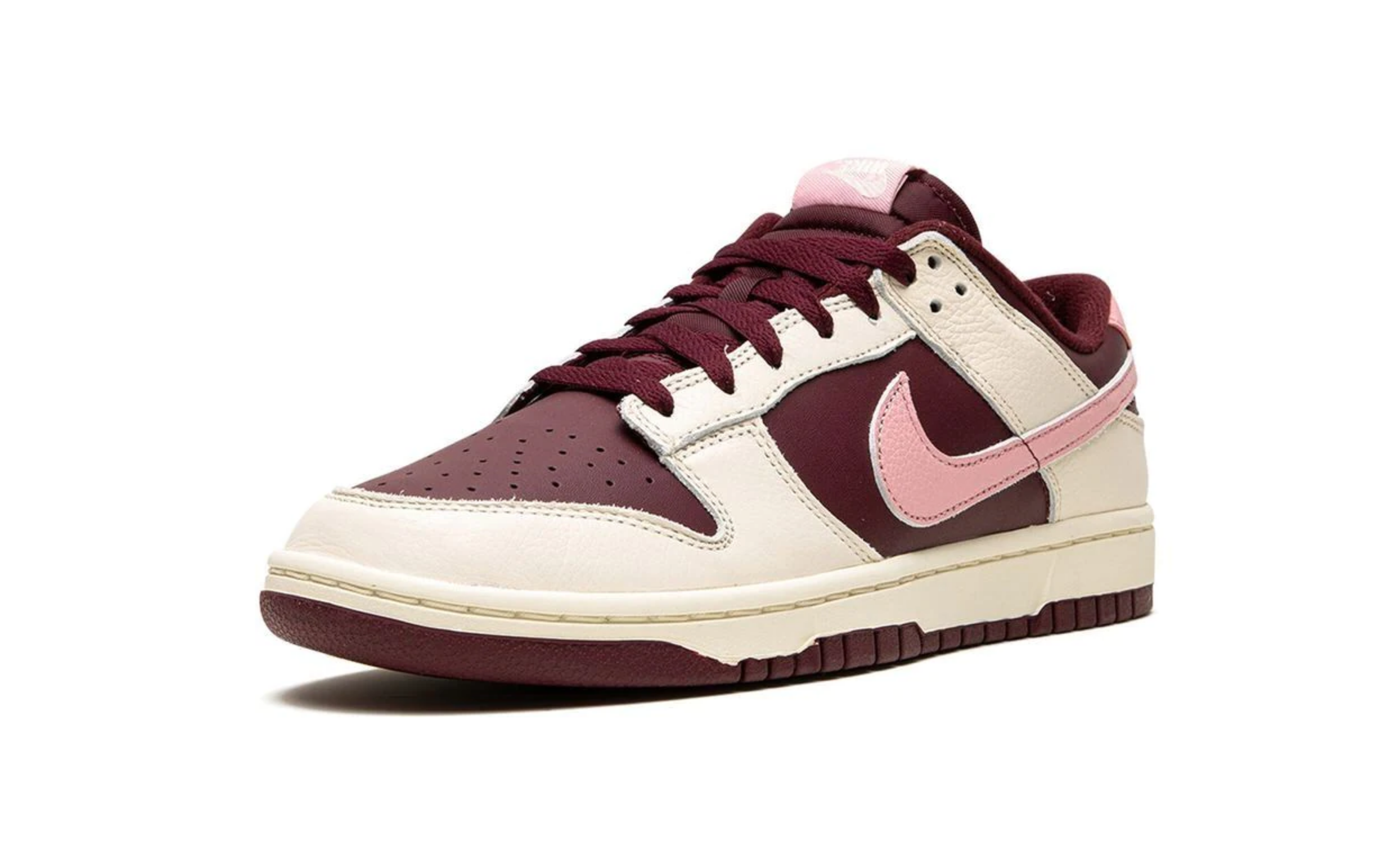 Nike Dunk Low PRM Valentine's Day (2023)