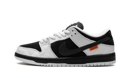 Nike SB Dunk Low Tightbooth