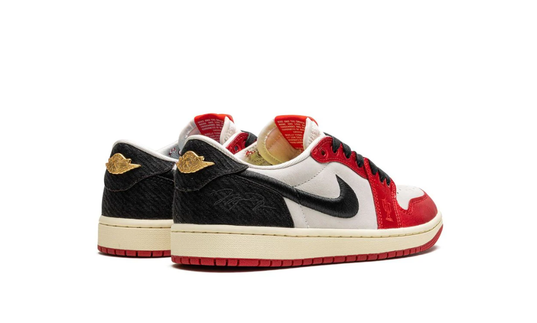 Air Jordan 1 Low Trophy Room Away