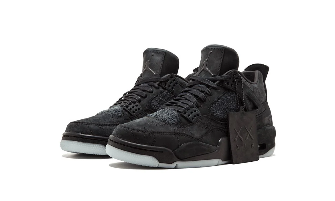 Air Jordan 4 Retro Kaws Black