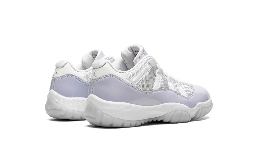 Air Jordan 11 Pure Violet