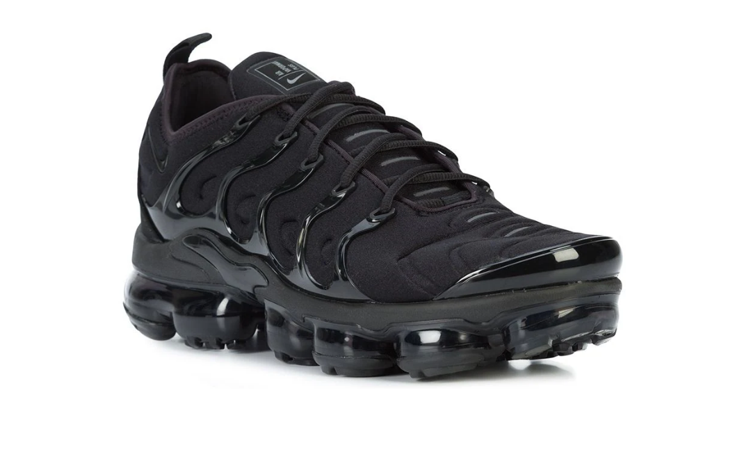 Nike Air VaporMax Plus Triple Black