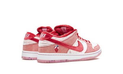 Nike SB Dunk Low Strange Love Skateboards