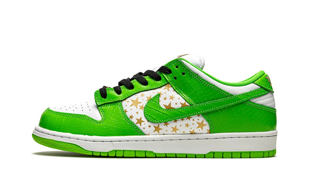 Nike SB Dunk Low Supreme Stars Mean Green