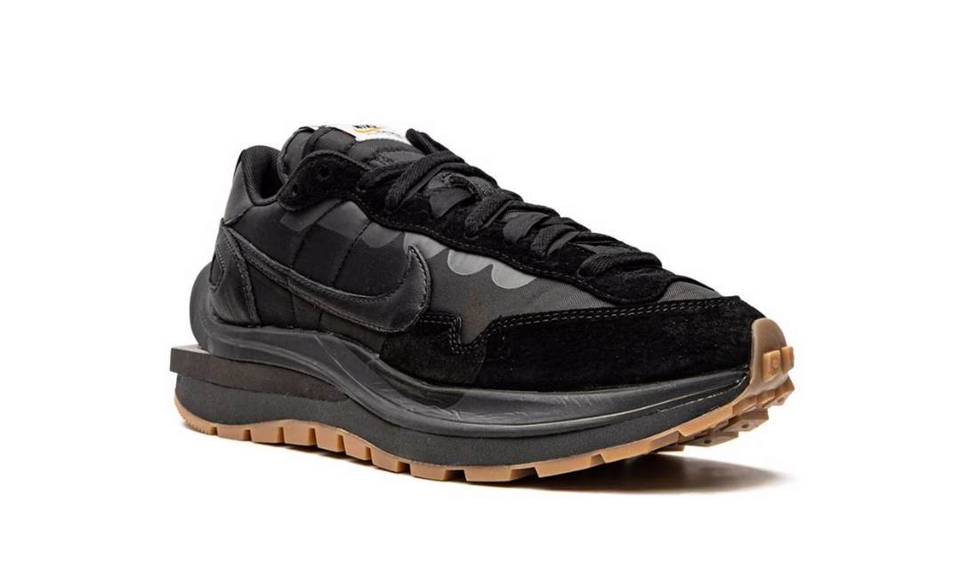 Nike Vaporwaffle Sacai Black Gum