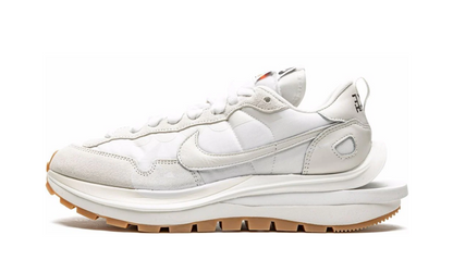 Nike Vaporwaffle sacai Sail Gum