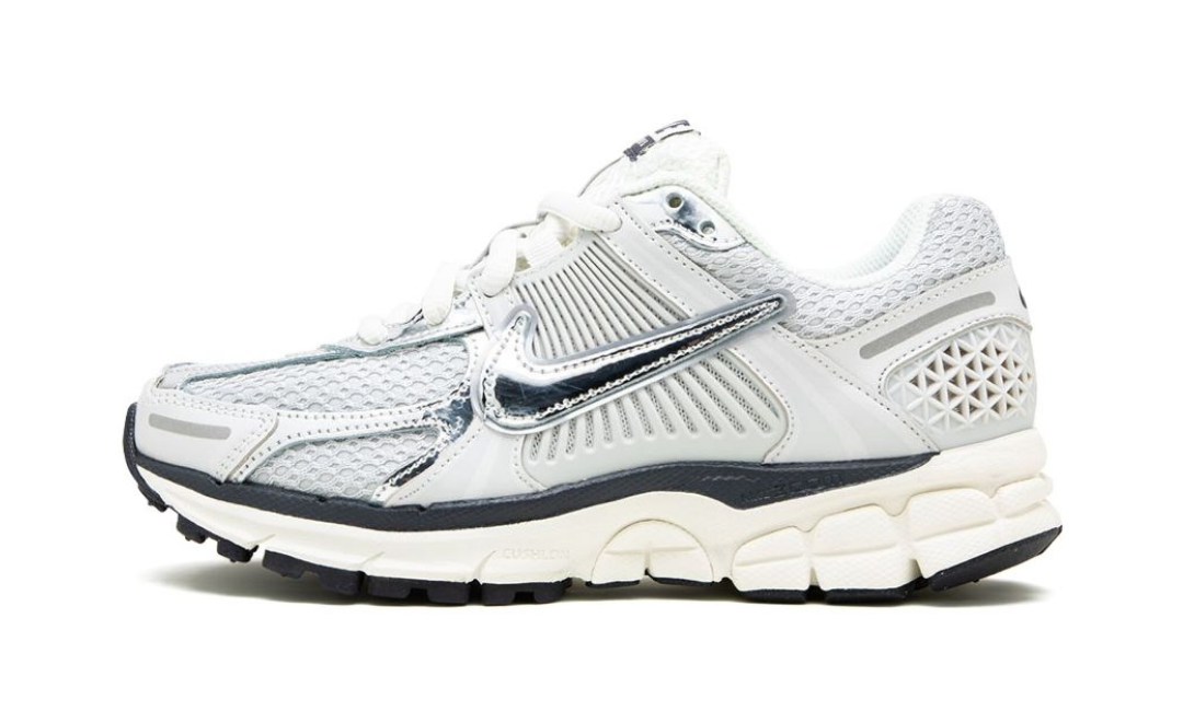 Nike Zoom Vomero 5 Photon Dust Metallic Silver