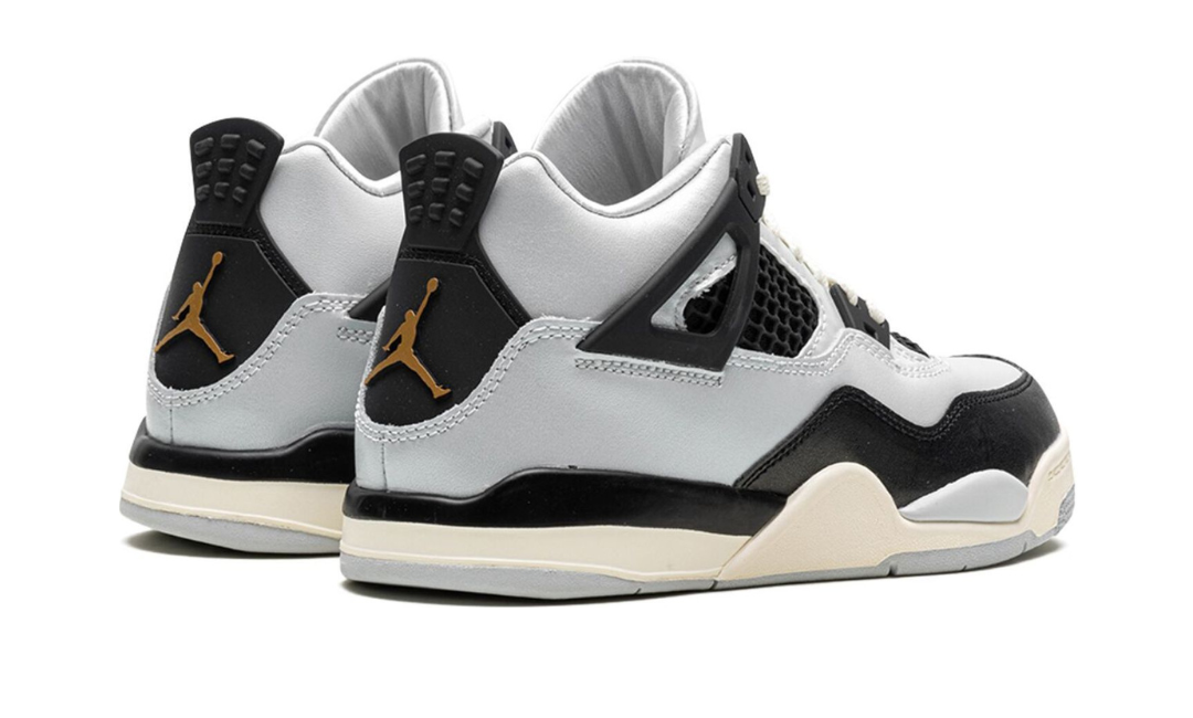 air-jordan-4-retro-platinum-gold-FZ8585-070-4